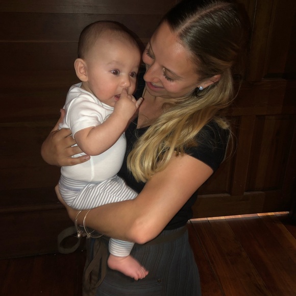 Meet your Posher, Lindsey! - Picture 2 of 8